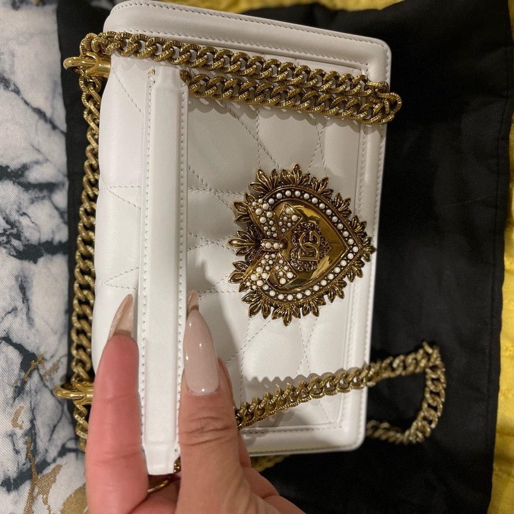 Dolce & Gabbana Devotion Quilted Crossbody only worn once